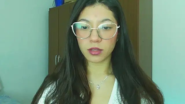 LissyM online show from November 7, 2025, 5:35 pm