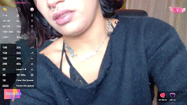 Snapshot of Velvet_Sin_ chatting on November 28, 2025, 4:15 am Velvet Sin online show from November 28, 2025, 4:15 am