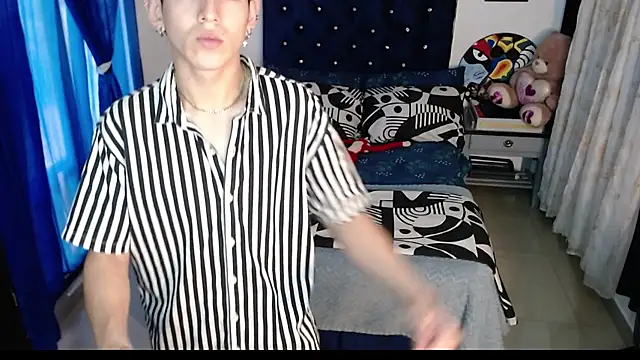 Yorsamm and friends online show from October 31, 2025, 10:00 pm