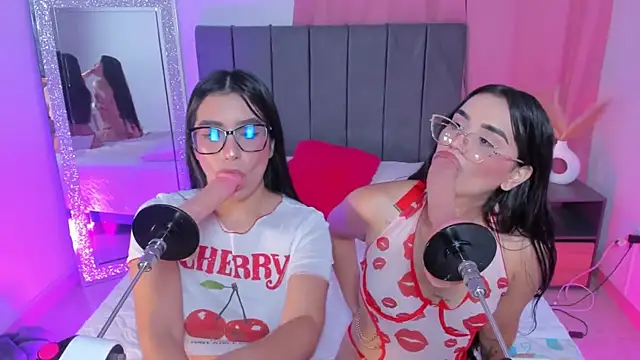 Snapshot of laana_foxx chatting on December 14, 2025, 3:01 am laana foxx online show from December 14, 2025, 3:01 am