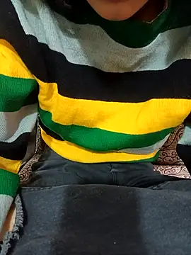 Snapshot of Fuck_me_babyy chatting on November 12, 2025, 4:24 am Fuck me babyy online show from November 12, 2025, 4:24 am