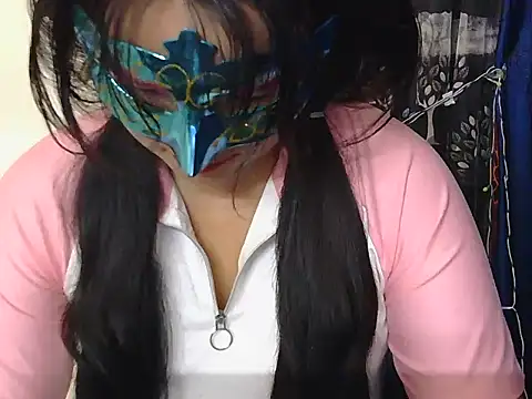 crazy witch online show from November 9, 2025, 7:12 pm