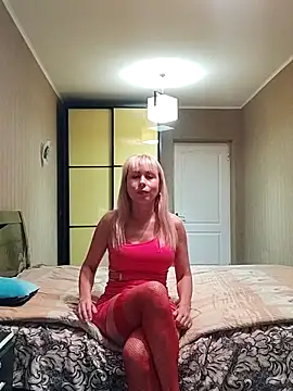 Snapshot of SelinaLovqx chatting on October 25, 2025, 4:46 pm SelinaLovqx online show from October 25, 2025, 4:46 pm