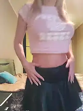 Snapshot of SelinaLovqx chatting on November 24, 2025, 9:53 am SelinaLovqx online show from November 24, 2025, 9:53 am