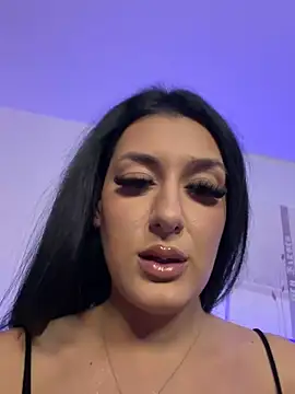 claraseloura online show from November 29, 2025, 8:23 pm