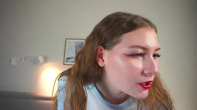 MegganKinson online show from November 10, 2025, 5:06 am