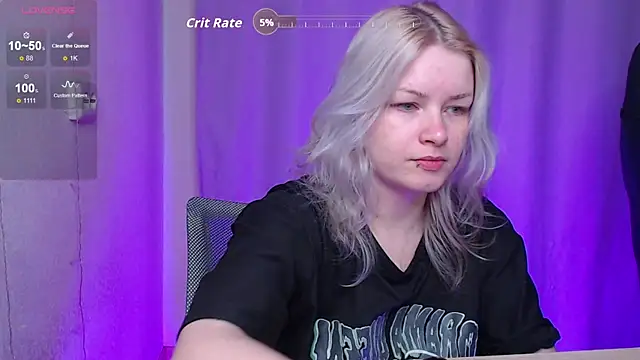 Snapshot of CherryNight6 chatting on November 9, 2025, 6:06 pm CherryNight6 online show from November 9, 2025, 6:06 pm