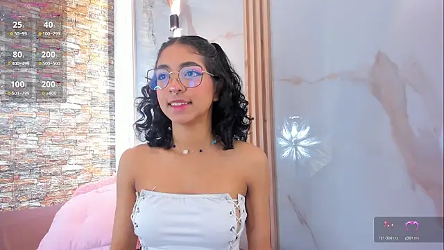 Snapshot of Victoria_Dubois_ chatting on October 23, 2025, 12:48 pm Victoria Dubois online show from October 23, 2025, 12:48 pm