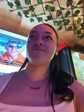 Lia  white online show from December 14, 2025, 10:47 pm