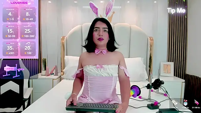 Snapshot of SweetKata_ chatting on October 25, 2025, 7:19 pm SweetKata online show from October 25, 2025, 7:19 pm