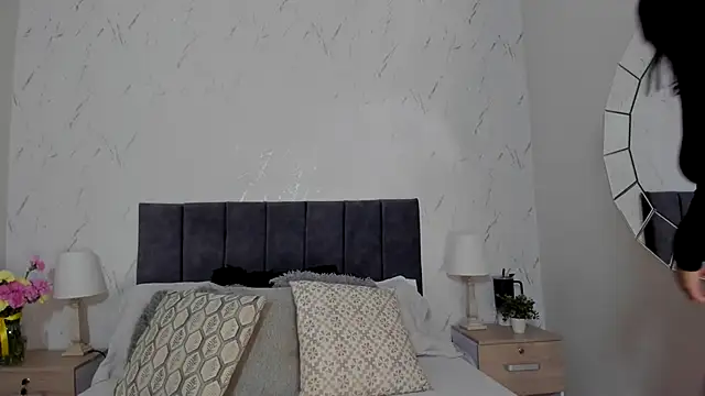Snapshot of sophie_duval chatting on October 26, 2025, 11:27 am sophie duval online show from October 26, 2025, 11:27 am