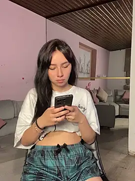 Nexxus Pink online show from November 4, 2025, 1:38 am