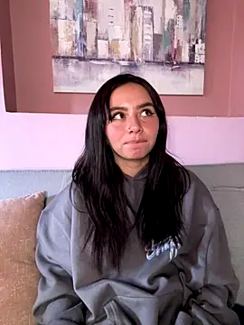 Nexxus Pink online show from December 13, 2025, 7:53 pm