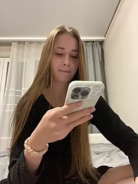 Angel hotyy online show from October 30, 2025, 8:09 pm