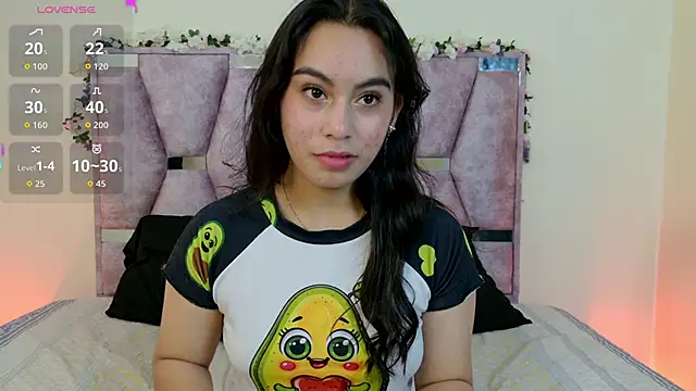 Snapshot of Iris_mandarinne chatting on October 27, 2025, 7:51 pm Iris mandarinne online show from October 27, 2025, 7:51 pm