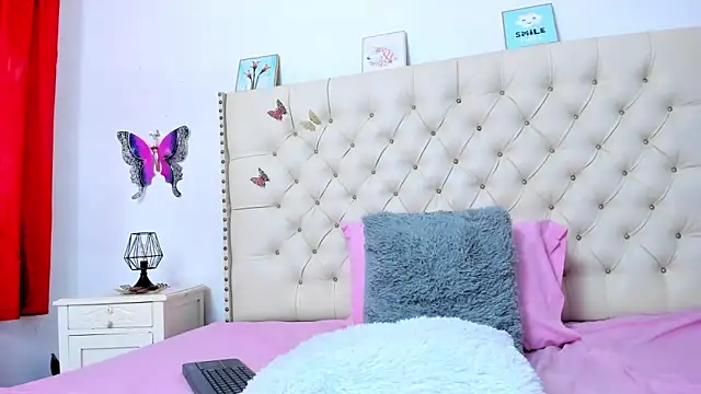 celena wonder online show from November 26, 2025, 7:26 pm