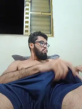 FerrariniHott online show from December 14, 2025, 2:50 am