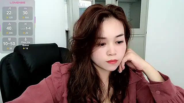 Ella-61 online show from October 27, 2025, 3:43 am