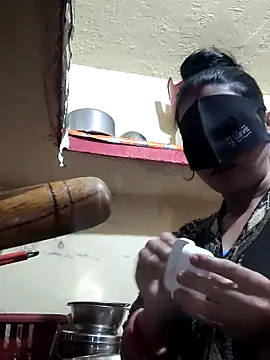 Snapshot of Pyaar_Ki_Pooja chatting on November 27, 2025, 4:25 am Pyaar Ki Pooja online show from November 27, 2025, 4:25 am