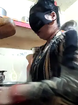 Snapshot of Pyaar_Ki_Pooja chatting on November 28, 2025, 4:37 am Pyaar Ki Pooja online show from November 28, 2025, 4:37 am