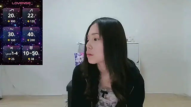 Snapshot of rinrincom chatting on November 7, 2025, 8:14 am rinrincom online show from November 7, 2025, 8:14 am