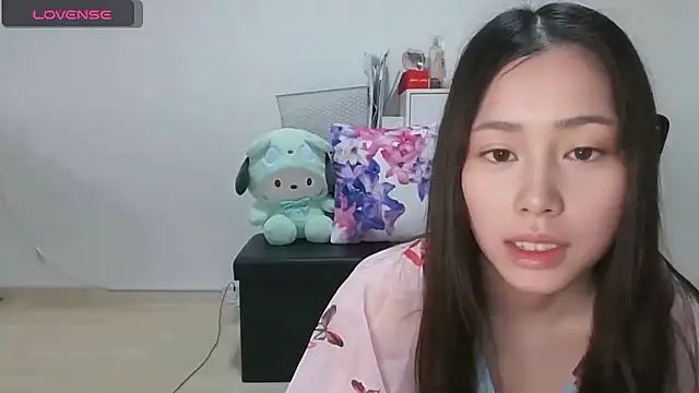 Snapshot of rinrincom chatting on November 8, 2025, 11:32 am rinrincom online show from November 8, 2025, 11:32 am