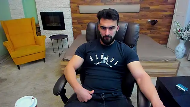 Snapshot of MicahLane chatting on November 19, 2025, 5:07 am MicahLane online show from November 19, 2025, 5:07 am