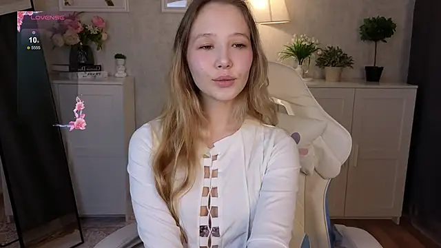 Snapshot of insaneinsomnia chatting on November 1, 2025, 9:11 am insaneinsomnia online show from November 1, 2025, 9:11 am