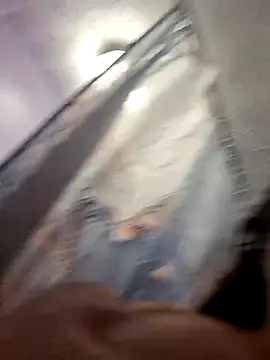 Snapshot of BubblesLovexox chatting on November 22, 2025, 11:26 pm BubblesLovexox online show from November 22, 2025, 11:26 pm