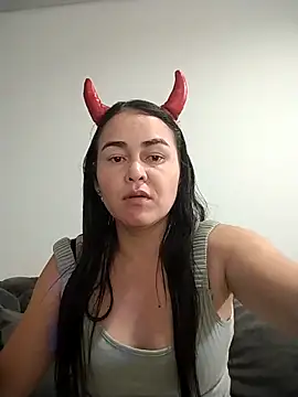 Snapshot of adria0011 chatting on November 4, 2025, 12:59 pm adria0011 online show from November 4, 2025, 12:59 pm