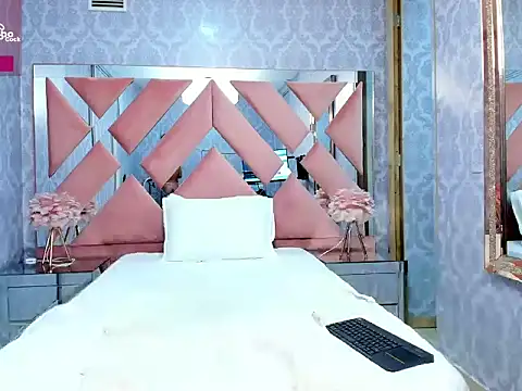 Snapshot of milkybaby_ chatting on October 27, 2025, 6:01 pm milkybaby online show from October 27, 2025, 6:01 pm