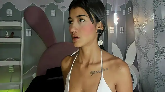 Snapshot of milkybaby_ chatting on December 14, 2025, 12:10 pm milkybaby online show from December 14, 2025, 12:10 pm