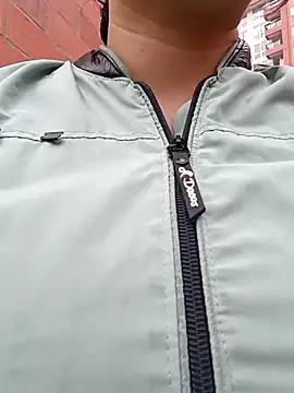 Caroline-17 online show from December 2, 2025, 11:48 am