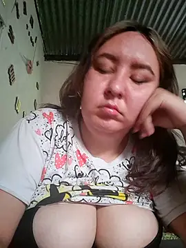 SaraCute 1 online show from October 31, 2025, 2:07 pm