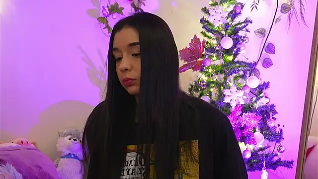 Snapshot of ISA_NIXON chatting on December 14, 2025, 10:36 pm ISA NIXON online show from December 14, 2025, 10:36 pm