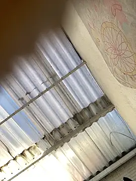 Snapshot of Kloe_Novoa chatting on November 7, 2025, 1:22 pm Kloe Novoa online show from November 7, 2025, 1:22 pm