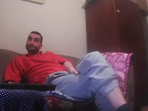 Snapshot of alin42xx chatting on November 9, 2025, 5:39 am alin42xx online show from November 9, 2025, 5:39 am