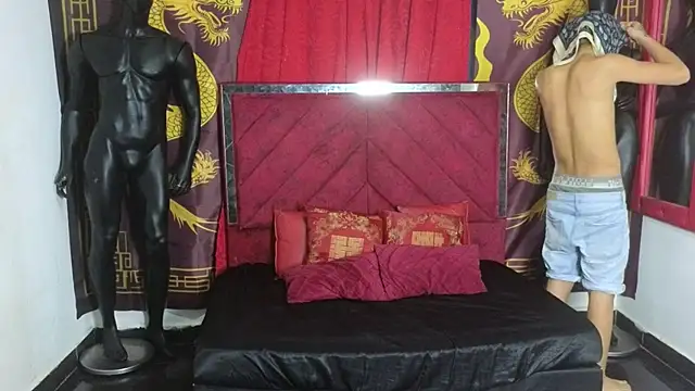 Horny Duo0 online show from November 21, 2025, 4:33 am