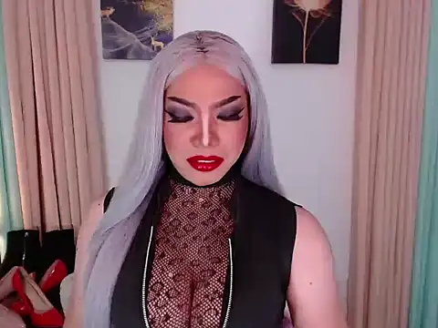  Danica Malibog  online show from December 14, 2025, 2:39 am