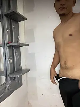 Snapshot of fer_luna chatting on November 1, 2025, 8:44 pm fer luna online show from November 1, 2025, 8:44 pm