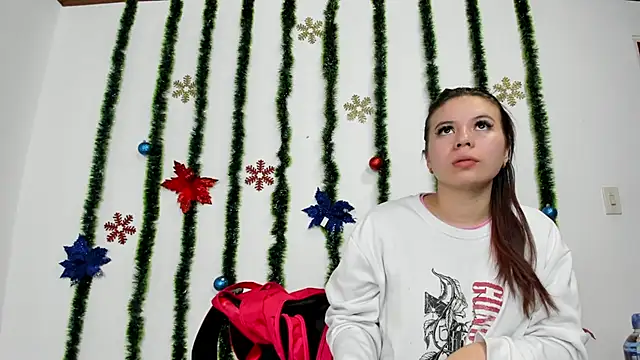 Vanessa Martinz online show from November 21, 2025, 12:26 pm