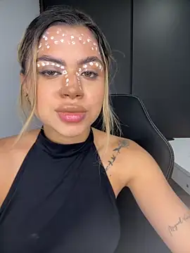 Alanna-foxx online show from November 1, 2025, 12:34 am