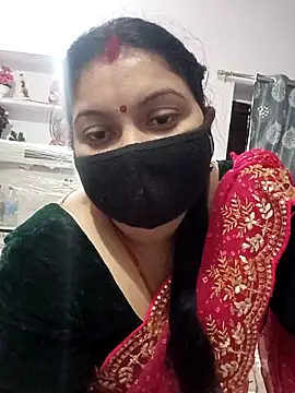 Snapshot of Best_couple2001 chatting on November 20, 2025, 6:46 am Best couple2001 online show from November 20, 2025, 6:46 am