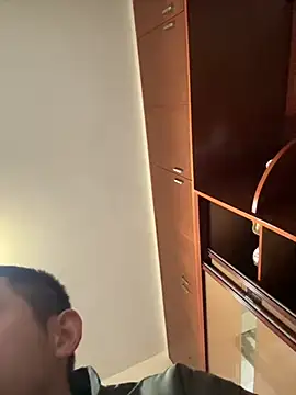 Snapshot of Tsuki988 chatting on December 14, 2025, 12:43 pm Tsuki988 online show from December 14, 2025, 12:43 pm