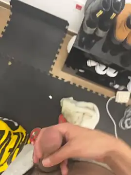 Snapshot of findomhot chatting on October 29, 2025, 8:32 pm findomhot online show from October 29, 2025, 8:32 pm