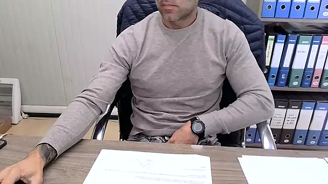 Snapshot of Evasionee chatting on November 20, 2025, 9:09 am Evasionee online show from November 20, 2025, 9:09 am