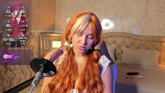 Snapshot of WhitneySweet chatting on November 4, 2025, 4:33 am WhitneySweet online show from November 4, 2025, 4:33 am