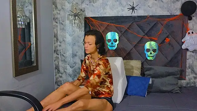 Snapshot of Indi_rave chatting on October 31, 2025, 12:50 pm Indi rave online show from October 31, 2025, 12:50 pm