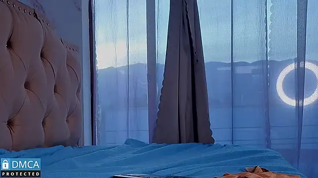 eva delight  online show from November 11, 2025, 11:10 am