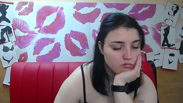 Snapshot of ScarletCargo chatting on November 25, 2025, 6:13 am ScarletCargo online show from November 25, 2025, 6:13 am